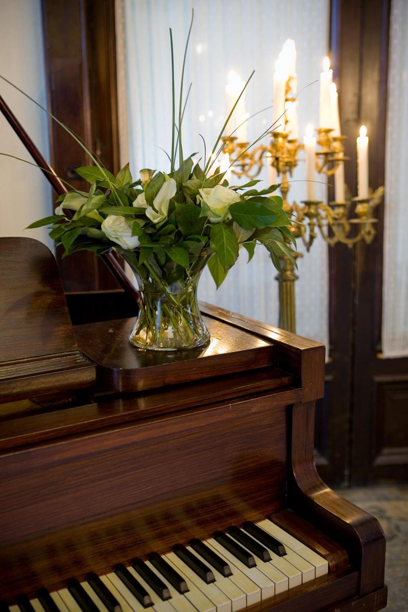 Charme Hotel Hancelot Gent Bagian luar foto